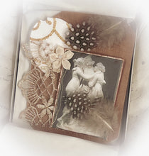 Load image into Gallery viewer, French Collection limited edition gift box